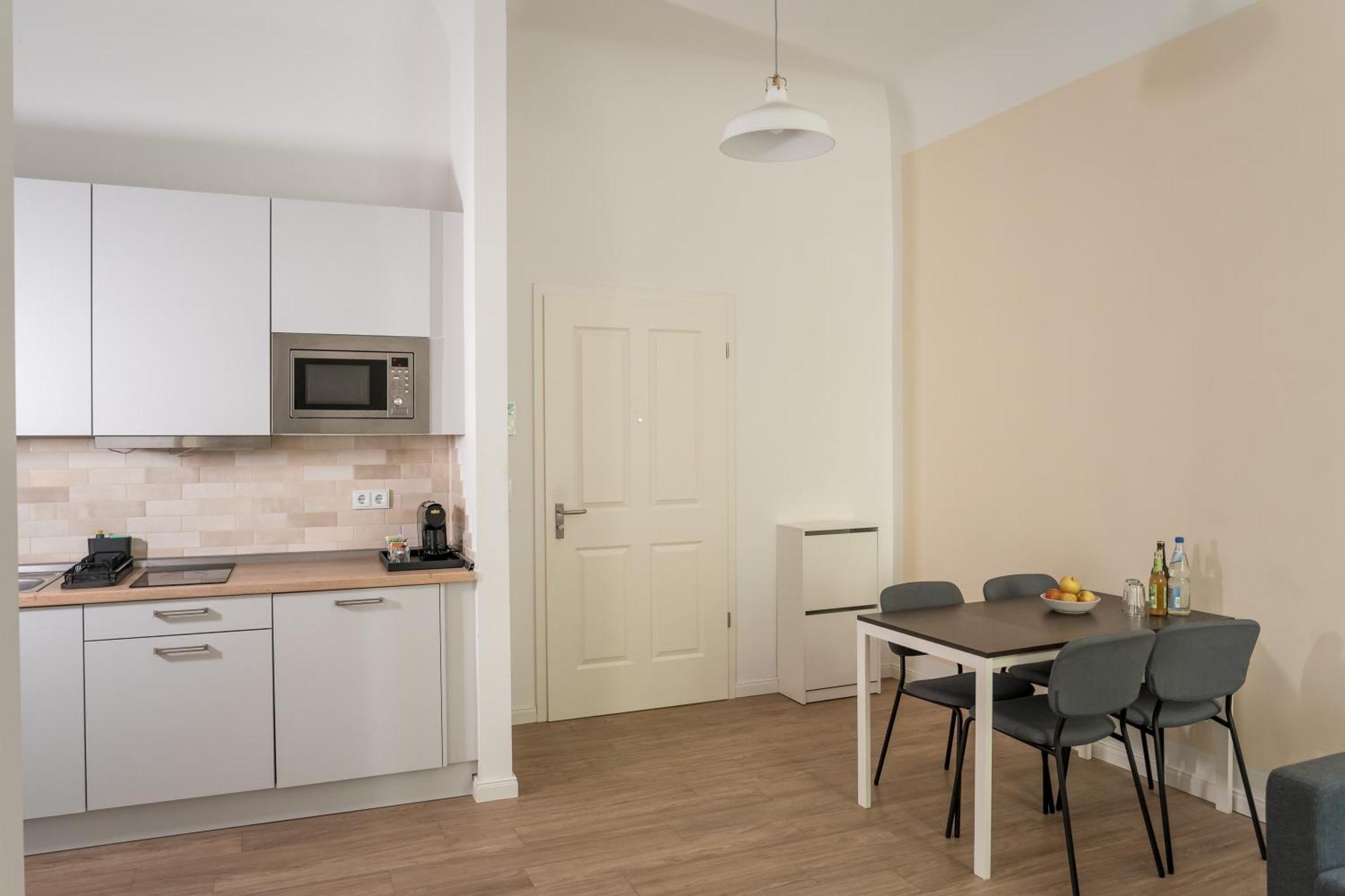Homaris Apartments Frankfurter Allee Berlin Exterior photo