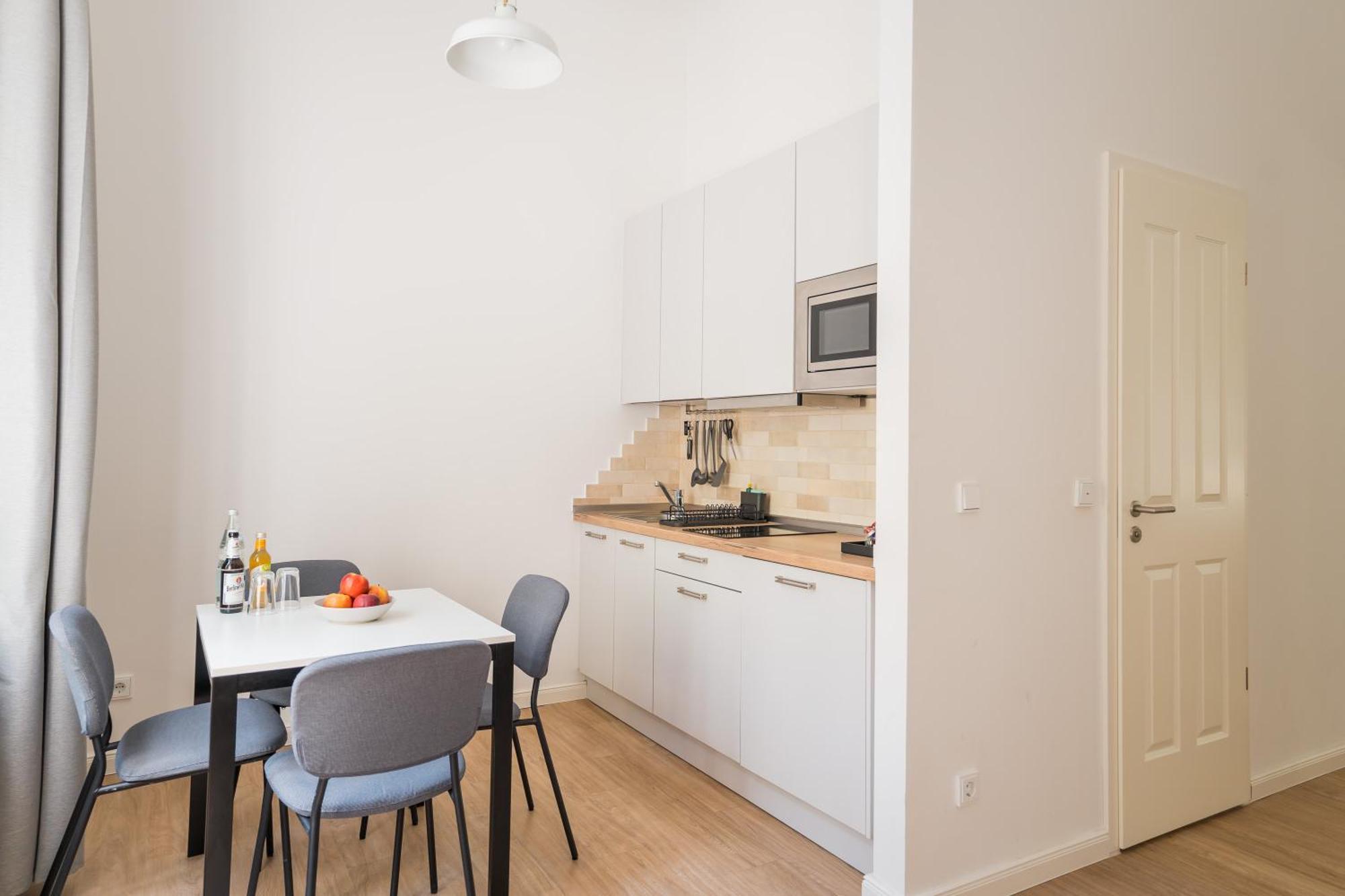 Homaris Apartments Frankfurter Allee Berlin Exterior photo